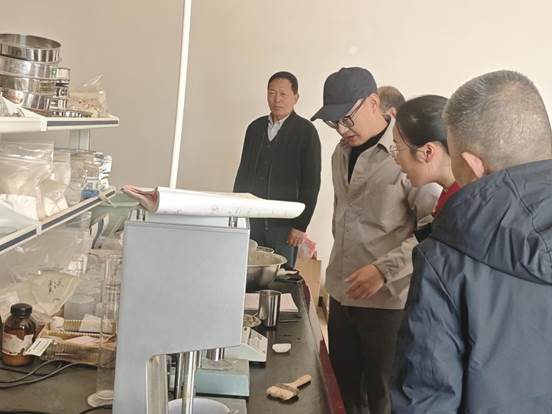 16d97f92d93ca8d6ae16d81f0bc44853